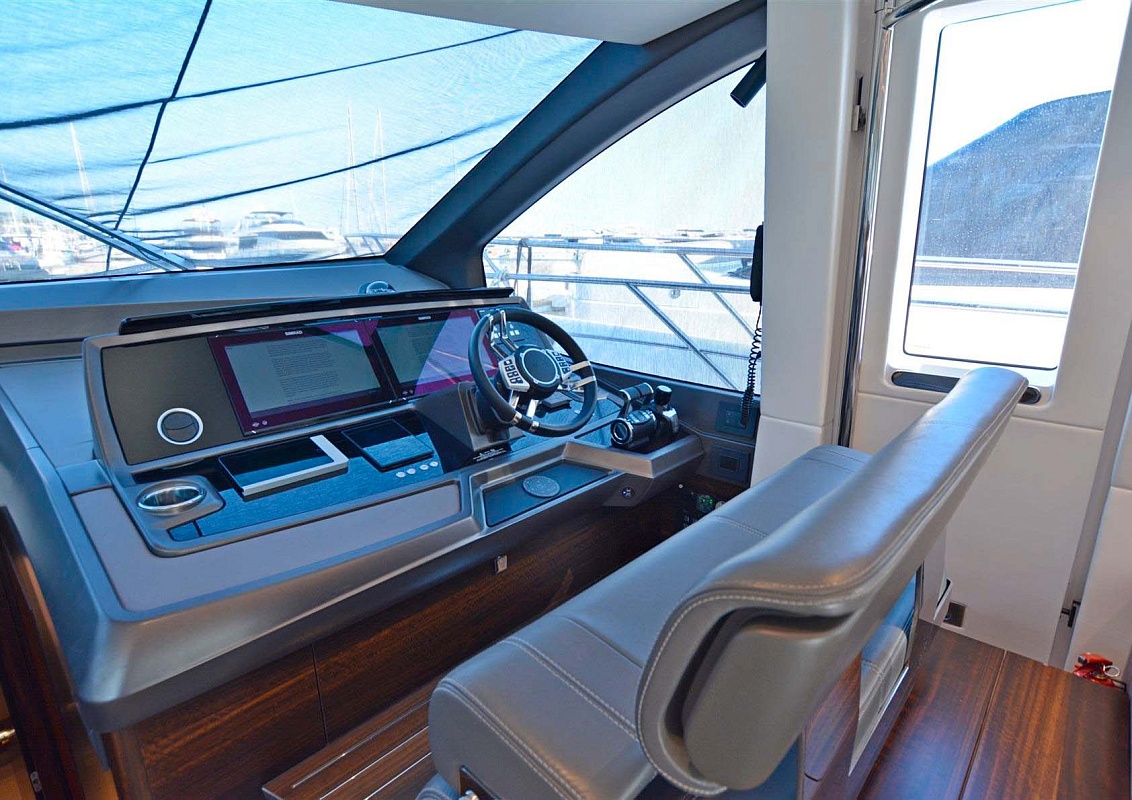Продается моторная яхта Sunseeker Manhattan 68